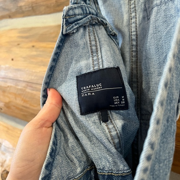 Zara Distressed Overalls - Picture 4 of 4